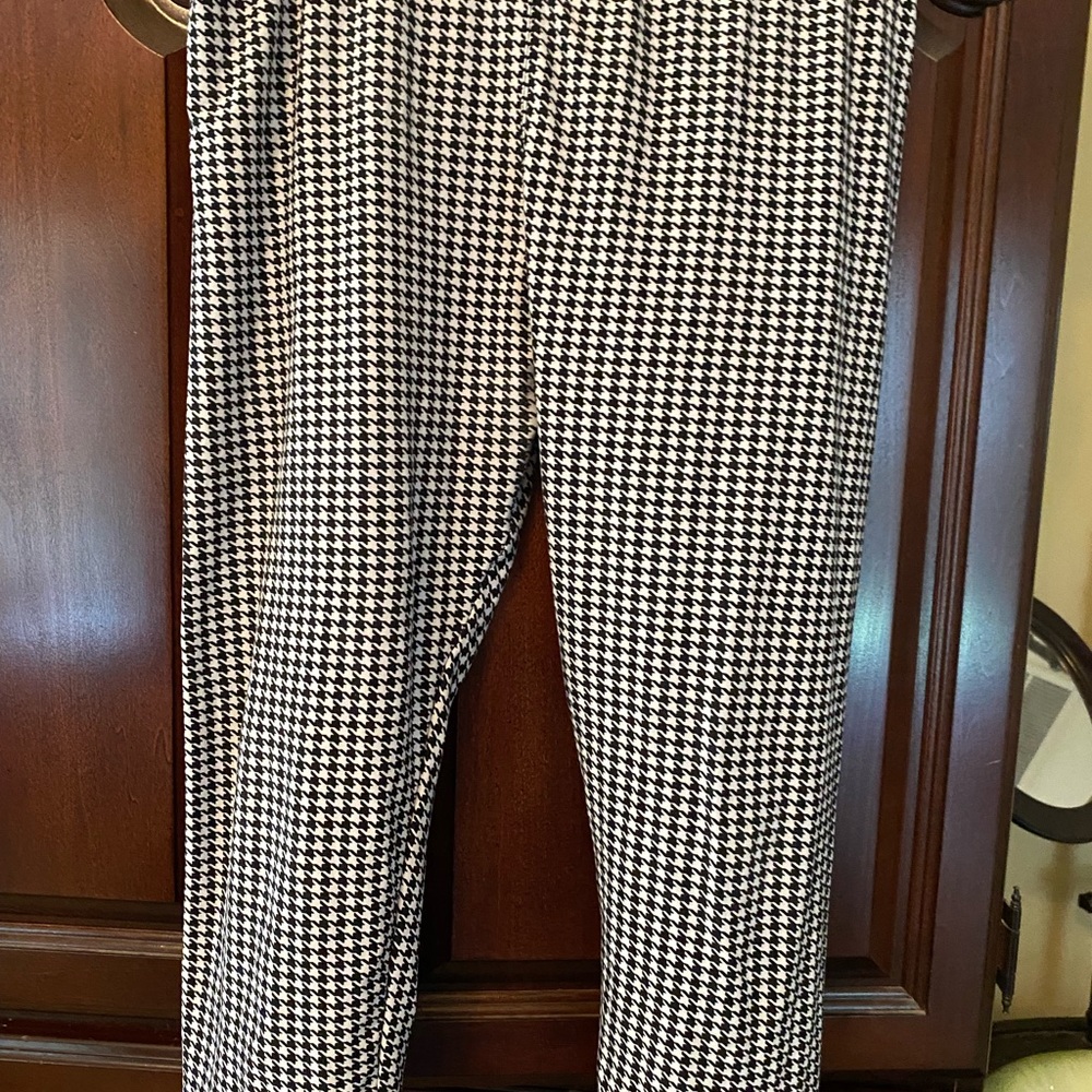 Houndstooth Patterned Pants